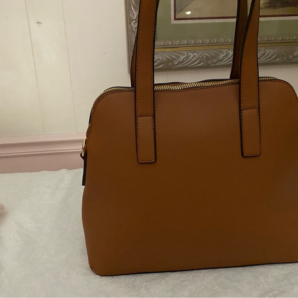 Kate Spade Purse - Picture 2 of 6